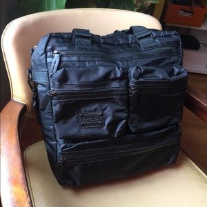 Kenneth Cole nylon black messenger bag
